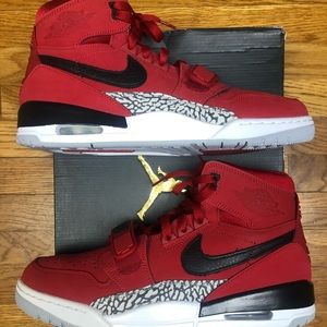 Jordan Legacy 312 - Toro - AV3922-601